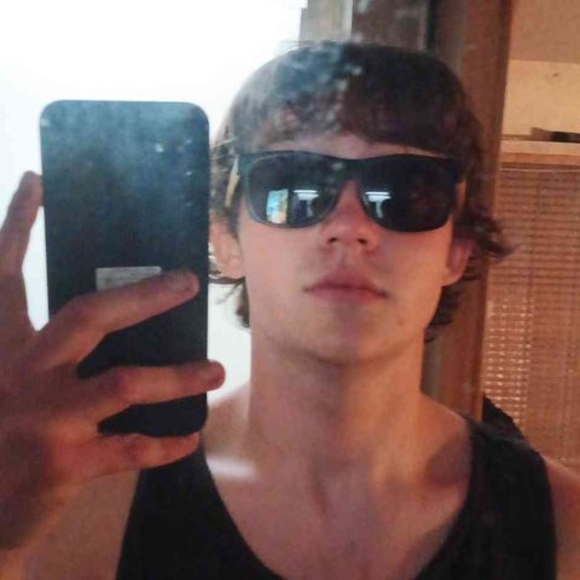 Meet your Posher, Corbin - Picture 1 of 1